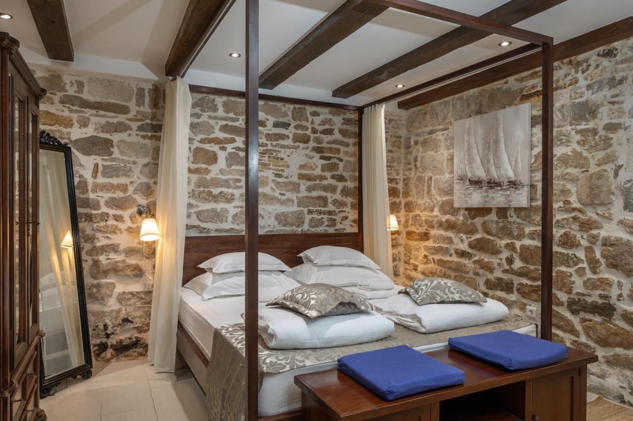 Hotel Awesome Stone House Split Exterior foto