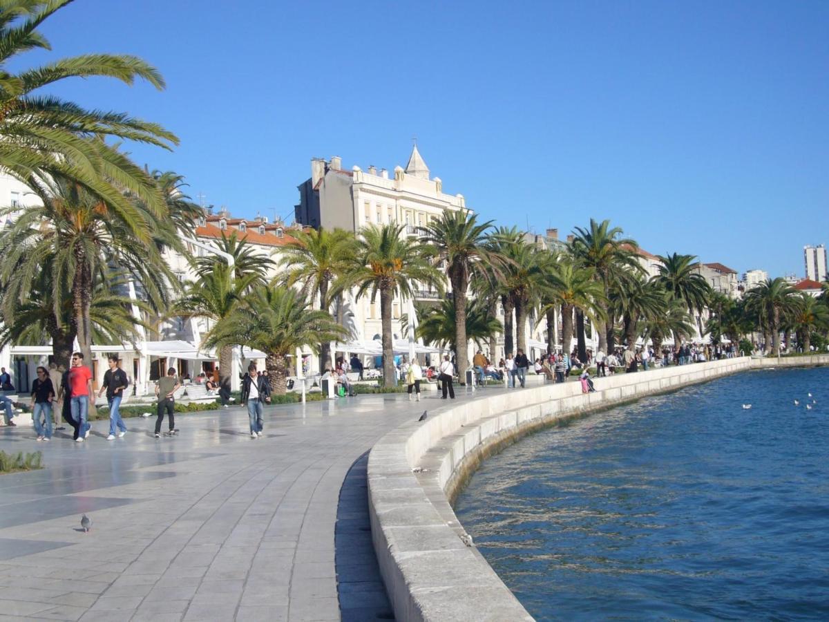 Hotel Awesome Stone House Split Exterior foto