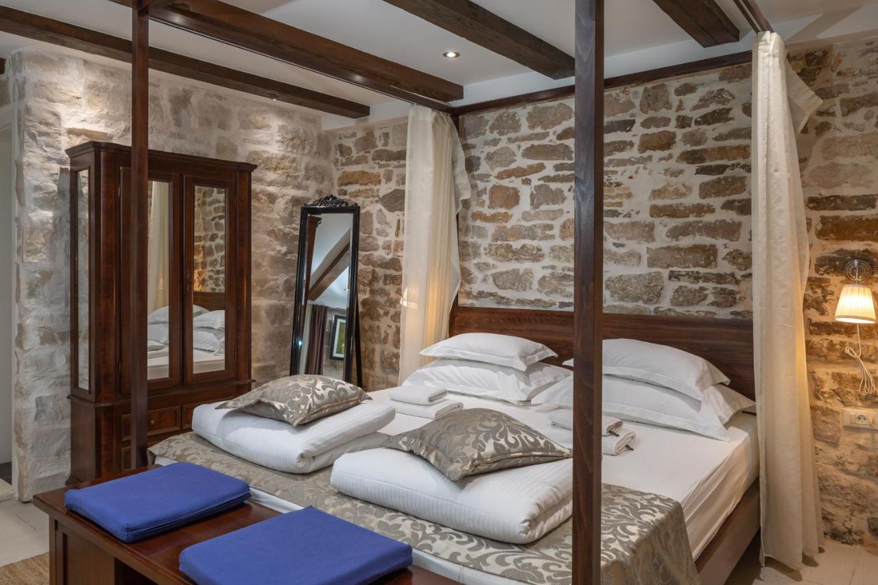 Hotel Awesome Stone House Split Exterior foto