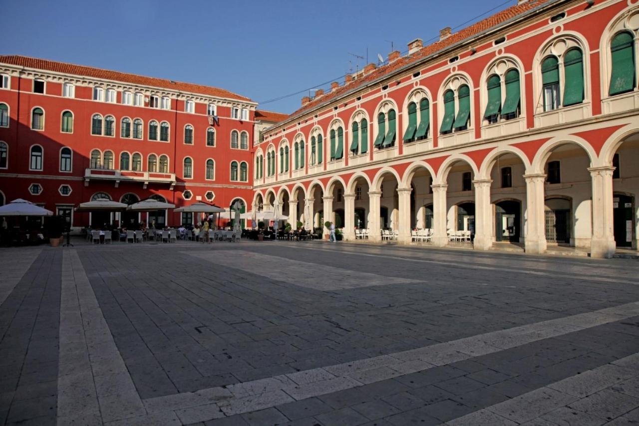 Hotel Awesome Stone House Split Exterior foto